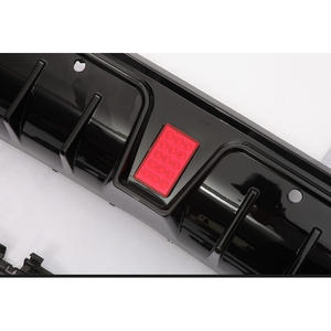 Difusor de parachoques trasero de ABS, difusor de labio trasero negro brillante con puntas de escape para Mercedes W205, estilo <span class=keywords><strong>Barbus</strong></span> - Product Image 4