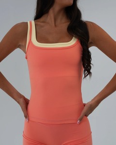 Soutien-gorge de sport pour femme à logo personnalisé, biais contrastant, décolleté en V profond, double couche, avec coussinets amovibles, maintien moyen, haut de yoga - Product Image 5
