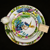 Assiettes de table à motifs floraux tropicaux et perroquets, assiette de présentation en porcelaine fine à bordure dorée