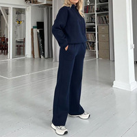 Pakaian Wanita Grosir Streetwear Tracksuit 2 Potong Set Sweatshirt Quarter Zip dan Celana Flare untuk Wanita
