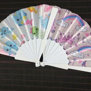 Abanicos Plegables de Plástico Arcoíris Personalizados al por Mayor, Souvenir Artesanal DIY con Bolsa y Flor para Fiestas - Product Image 5