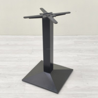 Table de bistrot moderne pour l'extérieur, plateau en WPC noir, structure en aluminium, base en fonte robuste, imperméable et résistante aux UV