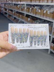 Uñas Postizas de Lujo ABS con Pegamento, Cobertura Completa, Uso en Salón, Diseño Stiletto, Forma de Ataúd, Decoración con Pedrería - Product Image 1