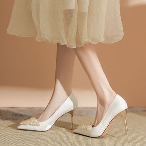 Zapatos de Tacón de Aguja con Punta en Pico 9888A-130, Zapatos de Novia con Pedrería, Tacones Altos Elegantes de Satén para Mujer, para Ocasiones Formales - Product Image 2