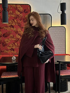 Nuovo Set Moda Autunno 2025 per Donna, Vendita all'Ingrosso, Maglione Lavorato a Maglia con Collo Tondo e Pantaloni a Gamba Larga, Motivo Tinta Unita per Uso Quotidiano - Product Image 4