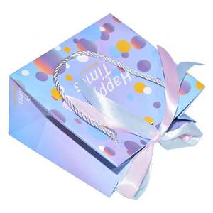 Sac cadeau personnalisé en papier kraft blanc avec poignée, logo imprimé sur mesure, taille personnalisée, pour un jour spécial, un mariage, un cadeau personnalisé - Product Image 1