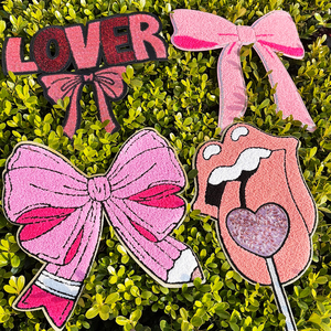Cadeau de saint valentin 2025 paillettes <span class=keywords><strong>Patch</strong></span> amour/Xoxo/être mien/arc/coeur fer sur saint valentin Chenille patchs pour vêtements - Product Image 1