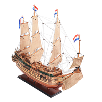 Modèle de bateau à voile en bois de cèdre peint Friesland L80, réplique artisanale avec support d'exposition pour décoration nautique