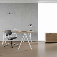Ensemble de mobilier de bureau de luxe : Table de direction avec armoire, bureau de PDG, mobilier de bureau
