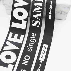 สายรัดผ้าไนลอนทอแบบเรียบพิมพ์ลายกาวตามสั่ง สำหรับตกแต่งกระเป๋าเป้สะพายหลัง - Product Image 1