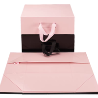 Boîte cadeau pliable magnétique de luxe avec ruban, matériaux recyclés, carton - Rangement haut de gamme et options de logo personnalisé