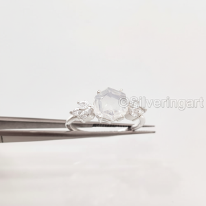 แหวนผู้หญิง โอปอลธรรมชาติ พลอยประจำเดือนตุลาคม ของขวัญคริสต์มาส ของขวัญวันครบรอบ แหวนซ้อนกันได้ เครื่องประดับ แหวนเงินแท้ 925 - Product Image 1