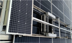 Robot de Limpieza de Módulos Solares Fotovoltaicos SUNYOUNG, con Carga y Drenaje de Agua, Color Plateado/Negro - Product Image 4