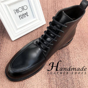 Botas Martin de media pantorrilla de piel de vaca estilo inglés, botas cortas con cordones para hombre, zapatos de cuero para hombre de negocios, botas cálidas acolchadas de algodón - Product Image 1