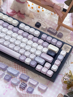 Clavier mécanique Dream PBT à 134 touches avec des touches de clavier multicolores violet, blanc et noir