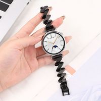 Bracelet compatible avec Huawei Watch GT5, nouvelle montre connectée Watch5 Pro, bracelet en métal tendance à motif vague pour femme