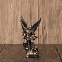Statue de Saint Michel Archange peinte à la main de 13 cm, figurine religieuse catholique en résine, décoration de Noël, de Thanksgiving, de la maison et de l'église