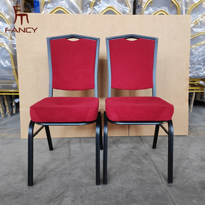 Sedie da Banchetto di Lusso Personalizzate con Logo, Imbottite e Impilabili, in Vendita per Matrimoni, Hotel ed Eventi - Product Image 1