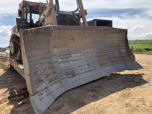 Potencia de Tracción Inigualable, Bulldozer CAT D10N Usado, Motor Cummins de 140HP, Capacidad de Aplicación de Aserrín de 4.5m, Experimente la Fuerza Múltiple - Product Image 4