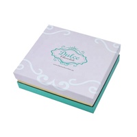 Boîte en carton rigide de luxe personnalisée pour cadeau de maman, pour vêtements, chaussettes, fourrure, matériaux recyclés, gaufrage, laminage mat, revêtement UV, éponge