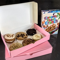 Boîte à biscuits rose personnalisée en gros, boîte d'emballage en papier de luxe pour gâteaux, pains, beignets, sushis, pâtisseries, snacks, biscuits de boulangerie avec inserts