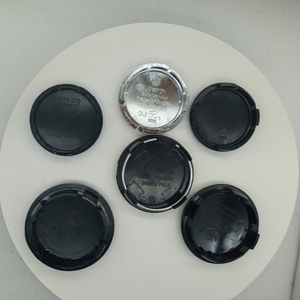 56mm <span class=keywords><strong>65mm</strong></span> 66mm 70mm 76mm tapas de centro de rueda pegatina de cubierta de cubo de rueda de coche para <span class=keywords><strong>VW</strong></span> - Product Image 1