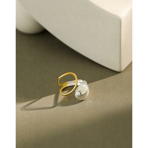 Anillo de gota de cara ancha de plata de ley S925 de alta calidad para mujer Cruz lateral incorrecta con diamante de corte princesa para bodas - Product Image 4