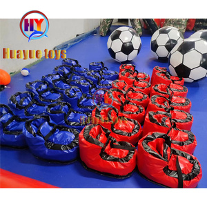 <span class=keywords><strong>2023</strong></span> popolari giochi di costruzione di squadra genitore-figlio giochi di sport PVC scarpe da calcio a bolle giganti, stivali giganti per il gioco di corse veloci - Product Image 3