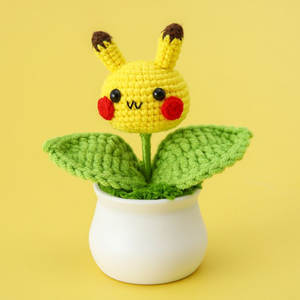 Vente en gros de plantes en pot mignonnes faites à la main en crochet, dessin animé Pikachi, pour la fête des mères, la fête des pères, décoration de table, maison, voiture - Product Image 6