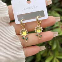 Boucles d'oreilles en zircon plaqué cuivre 18 carats à la mode avec différents styles pour le port quotidien des femmes, cadeaux élégants et rétro