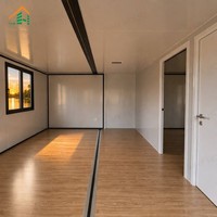 Maison conteneur de luxe extensible, maison préfabriquée, villa préfabriquée de 20 pieds, villa modulaire, villa avec toit en pente, terrasse, 2 chambres