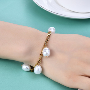 Pulsera de Cadena Figaro de 12 mm con Perlas de Imitación, Acero Inoxidable Chapado en Oro de 18K, Joyería para Mujer, Regalo - Product Image 2