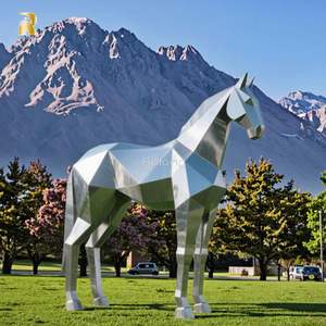 ประติมากรรมม้าทรงเรขาคณิตทำจากสแตนเลสขัดเงากระจกกลางแจ้ง - Product Image 5