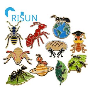 Pin de Solapa Personalizado con Forma de <span class=keywords><strong>Hormiga</strong></span> Cortadora de Hojas, Broche de Metal con Diseño de <span class=keywords><strong>Hormiga</strong></span> de Terciopelo Rojo y Negro, Pin de Esmalte con Diseño de Insecto Animal - Product Image 1