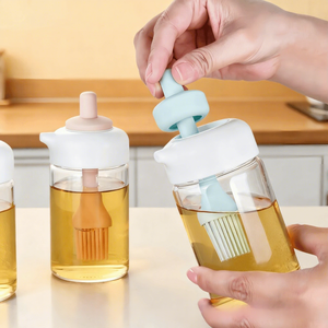 Nouvelles bouteilles pulvérisatrices d'huile 2-en-1 avec brosse en silicone pour la cuisson, le barbecue et la pâtisserie - Product Image 3