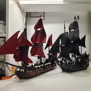 16009 1097 pièces Blocs de construction <span class=keywords><strong>Bateau</strong></span> <span class=keywords><strong>pirate</strong></span> Queen Anne's Revenge Modèle de briques de construction Jouet compatible pour enfants Anniversaire - Product Image 1