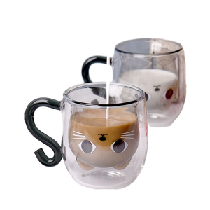 Mug en <span class=keywords><strong>verre</strong></span> borosilicate à double paroi avec poignée en forme <span class=keywords><strong>de</strong></span> <span class=keywords><strong>queue</strong></span> <span class=keywords><strong>de</strong></span> chat, résistant à la chaleur, isolé, pour café, thé, lait, pour la maison ou le bureau - Product Image 1