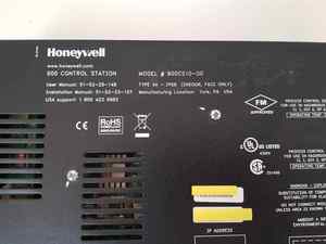 อินเทอร์เฟซผู้ควบคุมสถานีควบคุม HC900 รุ่นใหม่ 900CS10-00 900CS15-00 อินเทอร์เฟซผู้ควบคุมสถานีควบคุมกระบวนการอุตสาหกรรม HC900 รุ่น P - Product Image 2
