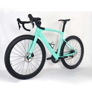 จักรยานเสือหมอบคาร์บอน Ultra Light 58 ซม. แบบ Flat Mount Disc 140 มม. พร้อมชุดเกียร์ R7020 ครบชุด 11 สปีด รุ่น FM166 - Product Image 5