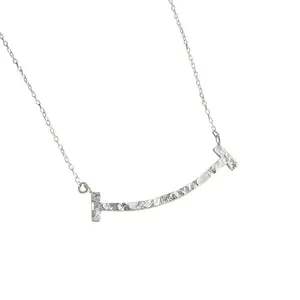 Guarantee 925 Sterling Silver gehämmert Long Bar Smile Mouth Charm Statement Necklace