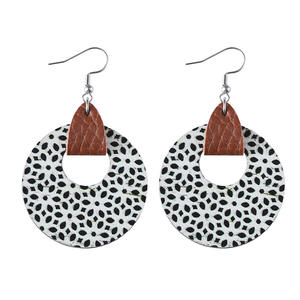 Boucles d'oreilles en faux cuir plante fleur découpe pendentif Double face en bois cuir Patchwork boucles d'oreilles pour femmes Uionen 861 - Product Image 5