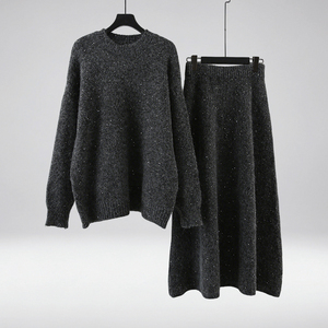 Set Maglione Pullover e Gonna con Paillettes Personalizzato OEM ODM all'Ingrosso Completo <span class=keywords><strong>Donna</strong></span> in <span class=keywords><strong>Maglia</strong></span> Glitterata a Due Pezzi - Product Image 3