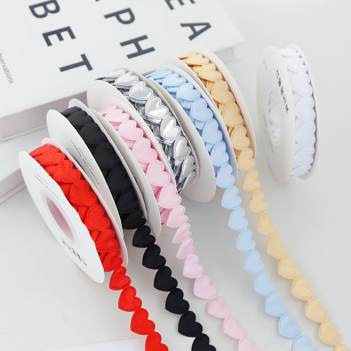 1.6cm Width Fancy Heart DIY Colorful Gift Ribbon for Handmade Gift Wrapping Decoration Material