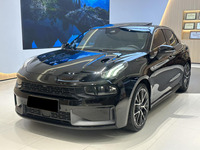 Voiture d'occasion en bon état Lynk Co 03 2019 Noir 2.0TD Automatique Voitures d'occasion à l'exportation