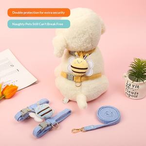 Coleira Ajustável para Cães com Padrão de Abelha, Cinta de Peito para Passeio, Ideal para Cães Pequenos e Médios - Product Image 2