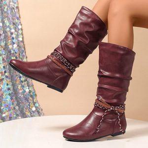 รองเท้าบูทผู้หญิงแบบถักเปีย แต่งระบาย ปลายมน ส้นแบน ความยาวครึ่งน่อง ดีไซน์เฉพาะตัว สวมใส่สบาย ใช้งานได้หลากหลาย เหมาะสำหรับเดินทาง ปาร์ตี้ วันหยุด และแฟชั่น - Product Image 3