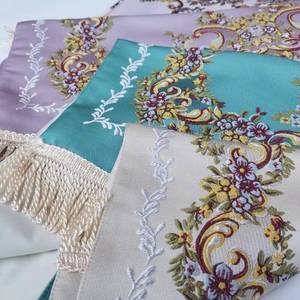 Alfombra de Oración Musulmana Premium con Bordado Floral - Lavable y Portátil, Apta para el Hogar, Campamentos y Picnics - Product Image 1