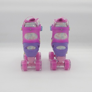 Nouveauté, patins à roulettes pour enfants de haute qualité, durables, bon marché, à <span class=keywords><strong>quatre</strong></span> roues, professionnels, avec lumières - Product Image 3