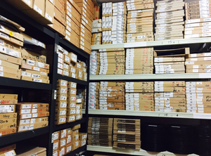 Condensador a B C <span class=keywords><strong>D</strong></span> Precio de película 470UF 330UF 100UF 33UF 10UF 100V 6,3 V 5V 104 105 106 336 475 0805 SMD Condensador cerámico Tantalio - Product Image 5