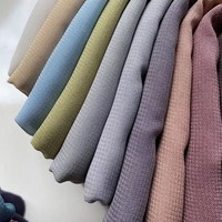 Foulard carré en mousseline 110x110cm le plus vendu, voile léger uni en mousseline de Malaisie pour femmes musulmanes, châle en voile de mousseline Bawal